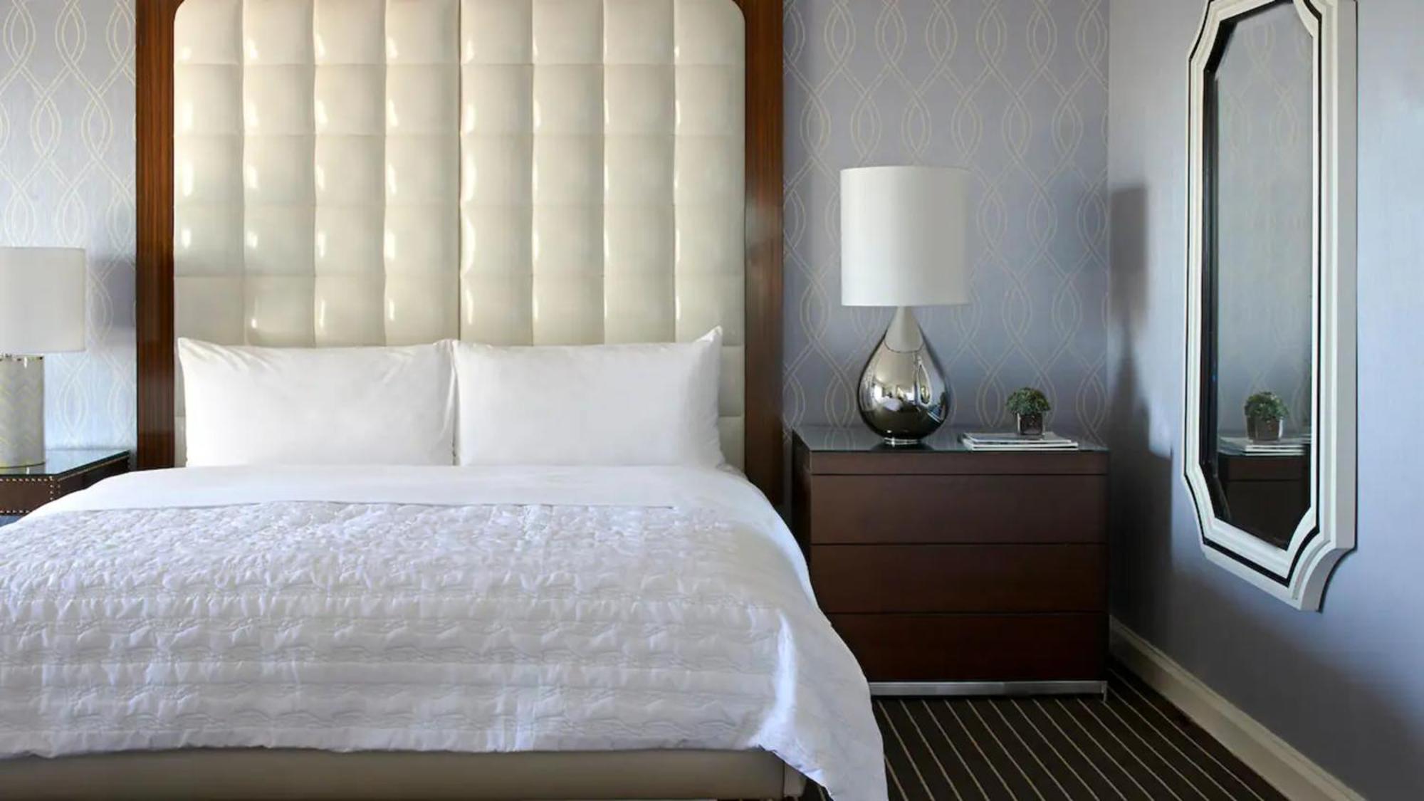 Отель Hyatt Centric Delfina Санта-Моника Экстерьер фото