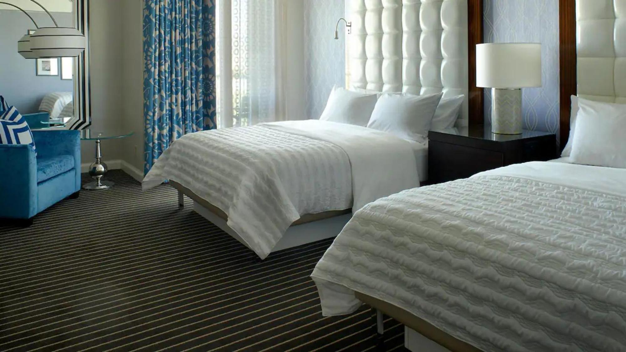 Отель Hyatt Centric Delfina Санта-Моника Экстерьер фото